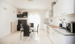 Apartment Nina , Bačvice Beach